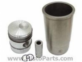 Piston ring and liner set Mc Cormick D-serie 82.55 mm bore