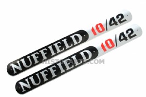 Badges Nuffield 10/42